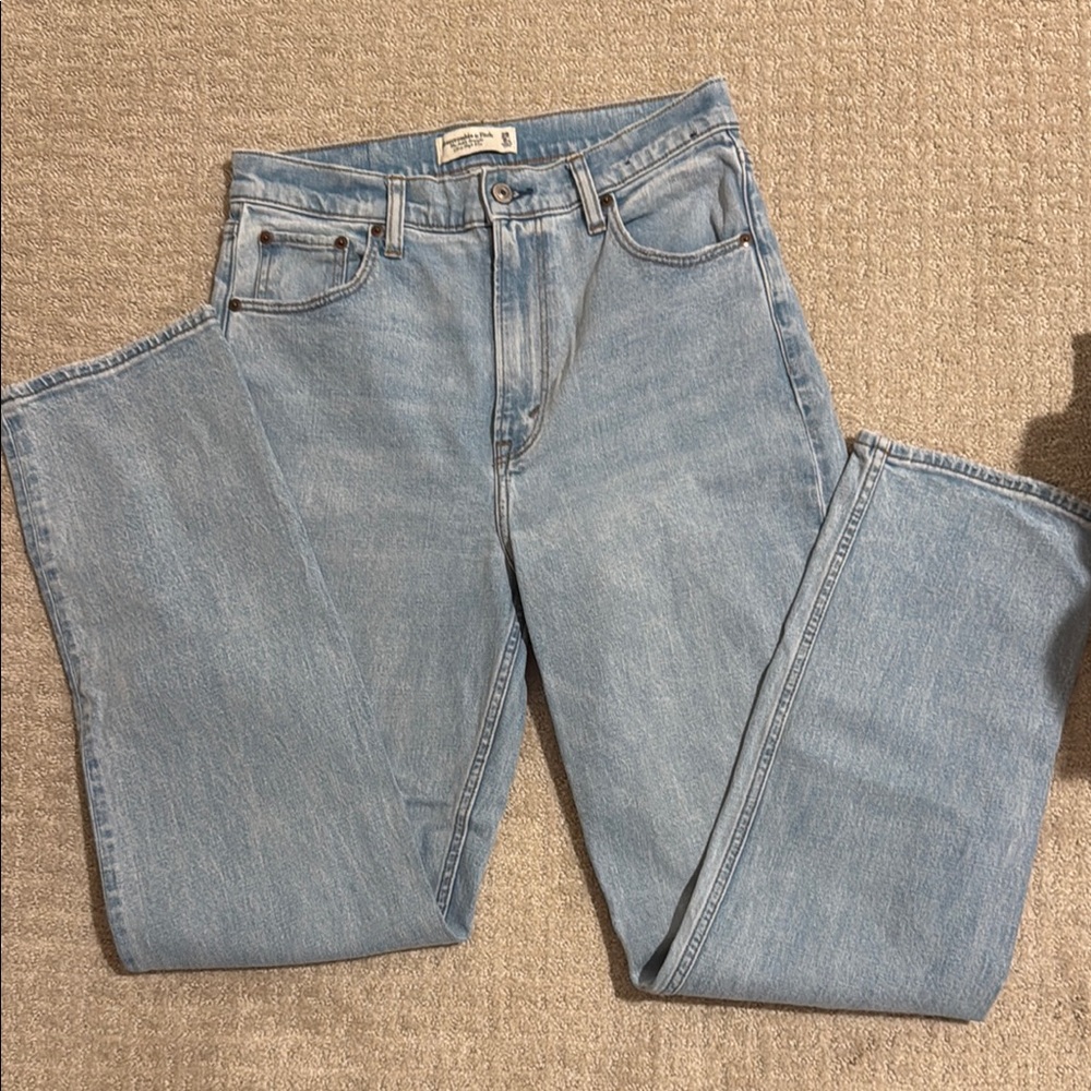 ABERCROMBIE Light Blue Denim Jeans